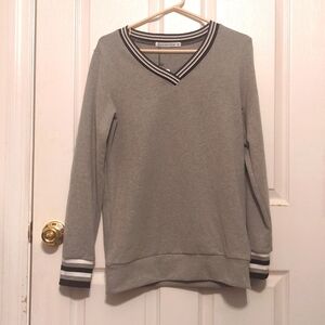NWT Michelle Mae Sweater